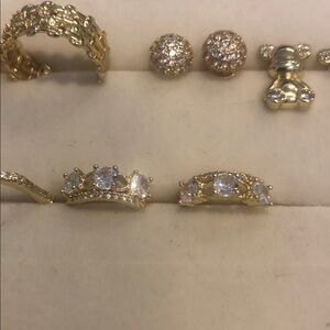 Earrings Huggies